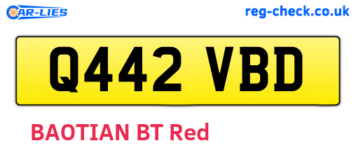 Q442VBD are the vehicle registration plates.