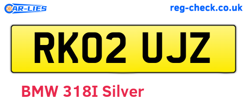 RK02UJZ are the vehicle registration plates.