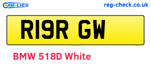 R19RGW are the vehicle registration plates.