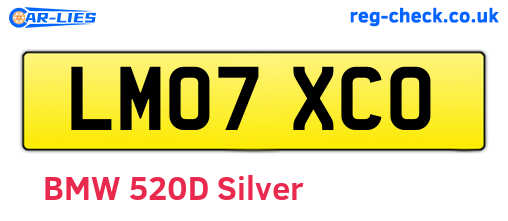 LM07XCO are the vehicle registration plates.