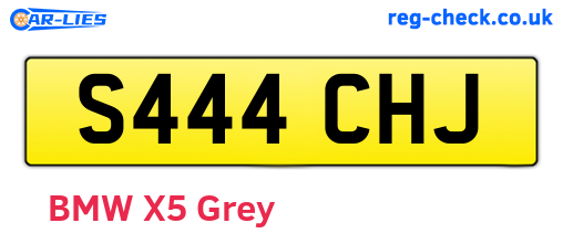 S444CHJ are the vehicle registration plates.
