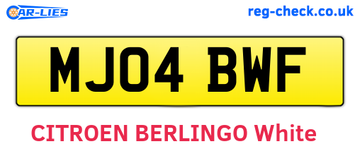 MJ04BWF are the vehicle registration plates.