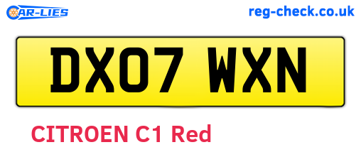 DX07WXN are the vehicle registration plates.