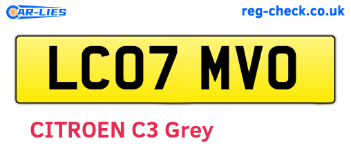 LC07MVO are the vehicle registration plates.
