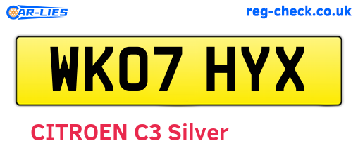 WK07HYX are the vehicle registration plates.