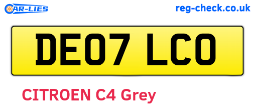 DE07LCO are the vehicle registration plates.