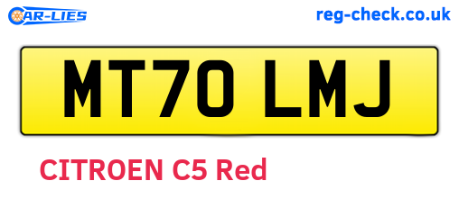 MT70LMJ are the vehicle registration plates.
