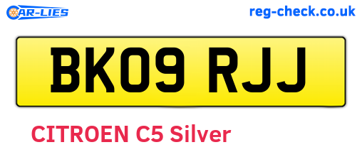 BK09RJJ are the vehicle registration plates.