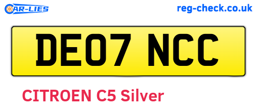 DE07NCC are the vehicle registration plates.