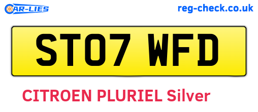 ST07WFD are the vehicle registration plates.