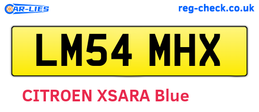 LM54MHX are the vehicle registration plates.