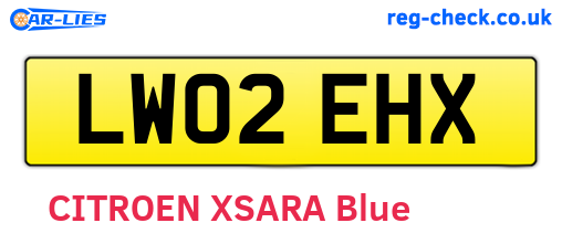 LW02EHX are the vehicle registration plates.