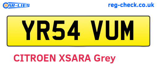 YR54VUM are the vehicle registration plates.