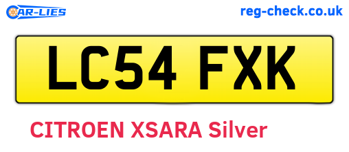 LC54FXK are the vehicle registration plates.