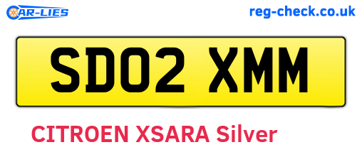 SD02XMM are the vehicle registration plates.
