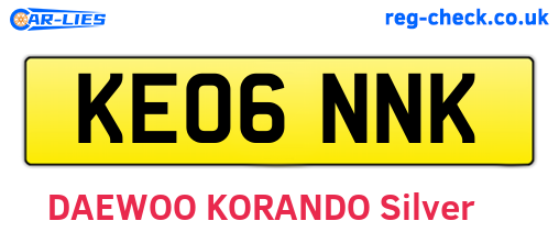 KE06NNK are the vehicle registration plates.