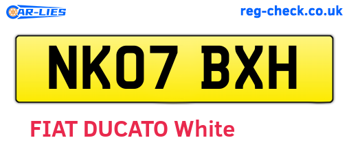 NK07BXH are the vehicle registration plates.