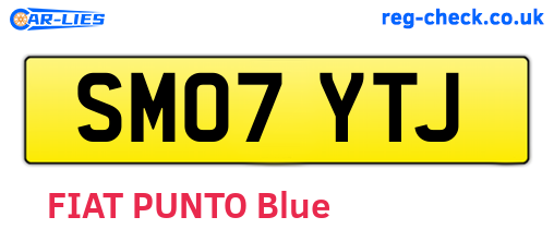SM07YTJ are the vehicle registration plates.