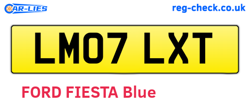 LM07LXT are the vehicle registration plates.
