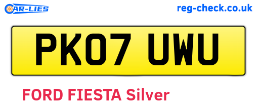 PK07UWU are the vehicle registration plates.