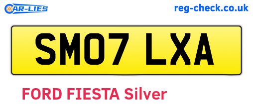 SM07LXA are the vehicle registration plates.