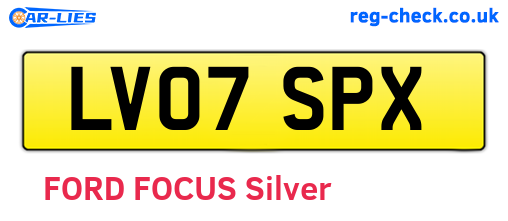 LV07SPX are the vehicle registration plates.
