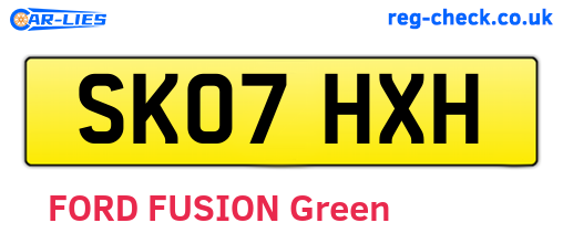 SK07HXH are the vehicle registration plates.