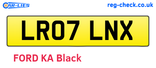 LR07LNX are the vehicle registration plates.