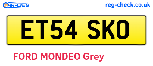 ET54SKO are the vehicle registration plates.