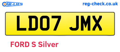 LD07JMX are the vehicle registration plates.
