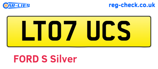 LT07UCS are the vehicle registration plates.