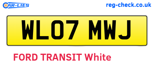 WL07MWJ are the vehicle registration plates.