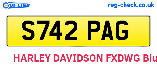 S742PAG are the vehicle registration plates.