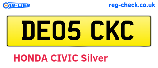 DE05CKC are the vehicle registration plates.