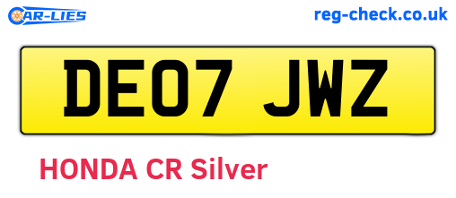 DE07JWZ are the vehicle registration plates.