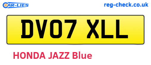DV07XLL are the vehicle registration plates.