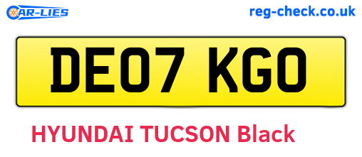 DE07KGO are the vehicle registration plates.