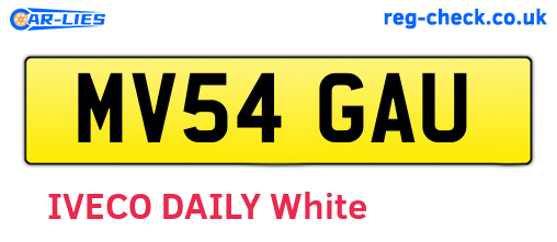 MV54GAU are the vehicle registration plates.