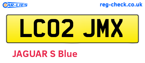 LC02JMX are the vehicle registration plates.