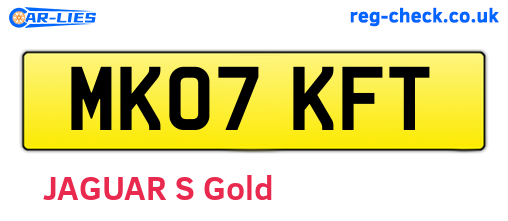 MK07KFT are the vehicle registration plates.
