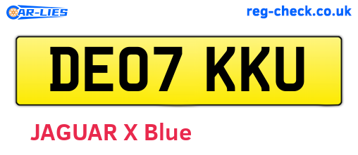 DE07KKU are the vehicle registration plates.