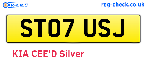 ST07USJ are the vehicle registration plates.
