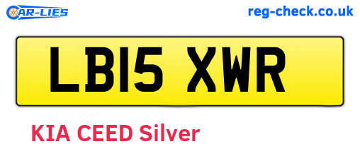 LB15XWR are the vehicle registration plates.