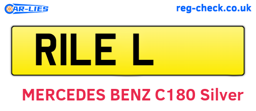 R1LEL are the vehicle registration plates.
