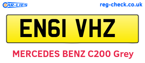 EN61VHZ are the vehicle registration plates.