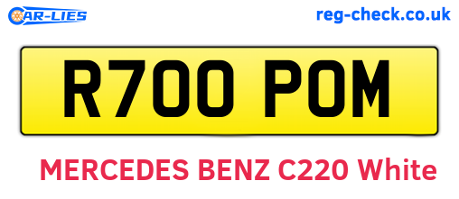 R700POM are the vehicle registration plates.