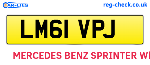 LM61VPJ are the vehicle registration plates.