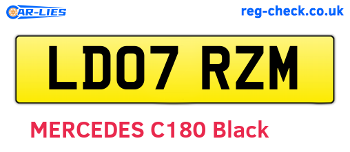LD07RZM are the vehicle registration plates.