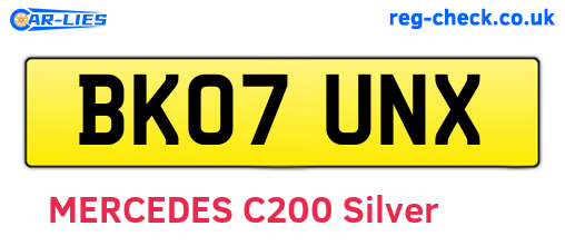 BK07UNX are the vehicle registration plates.