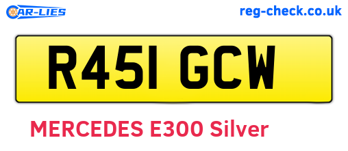 R451GCW are the vehicle registration plates.